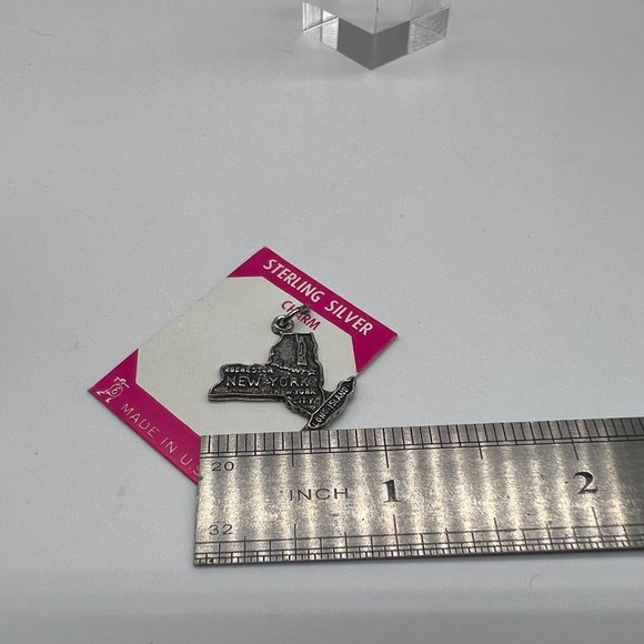 New York Map Shape Bracelet Charm Vintage Forte Sterling Silver NWT NOS - Picture 2 of 4